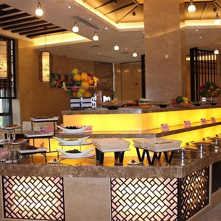 Royal Run Hotel Liaocheng Restoran gambar